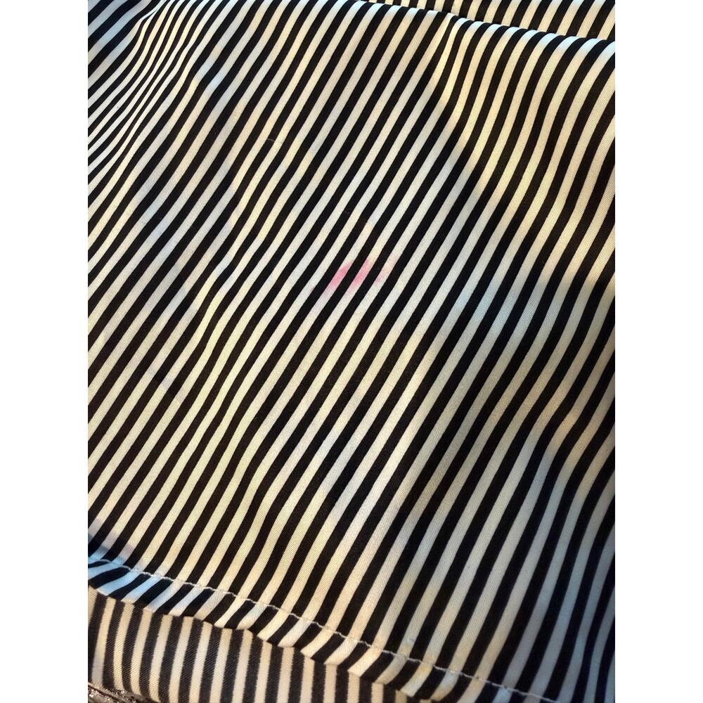 Gilligan & O'Malley Long Sleeved Black and White Striped Silky Pajamas Set Sz M - Picture 4 of 4
